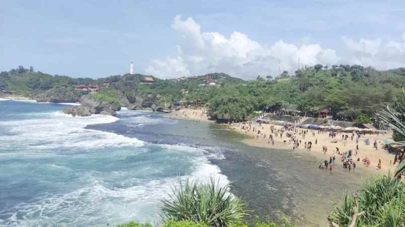 dijual tanah pantai muluk kel kemadang