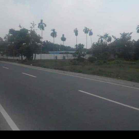 dijual tanah pinggir jalan