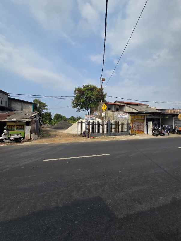 dijual tanah tol becak kayu