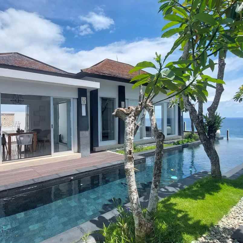 dijual villa jalan nusa dua kuta badung