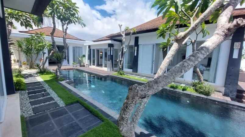 dijual villa jalan nusa dua kuta badung