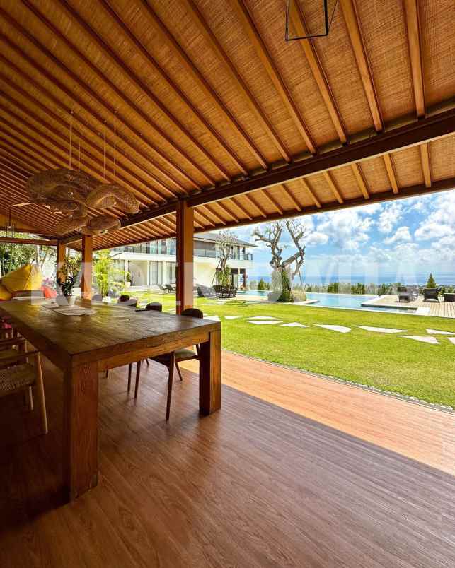 dijual villa labuan sait