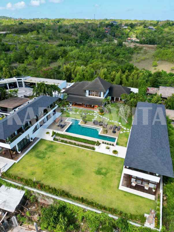 dijual villa labuan sait