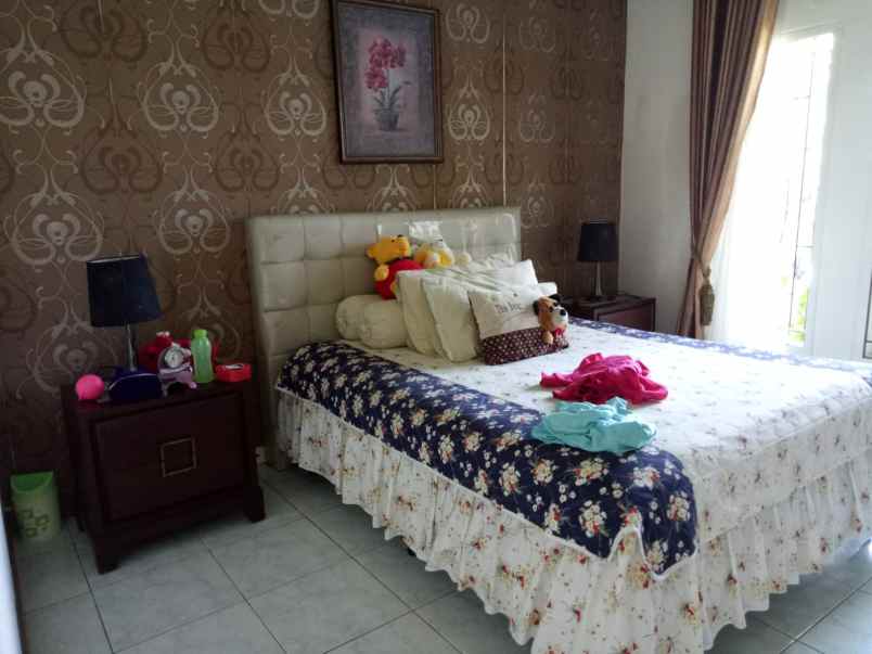 dijual villa pribadi lt 6500m rp 11m nego