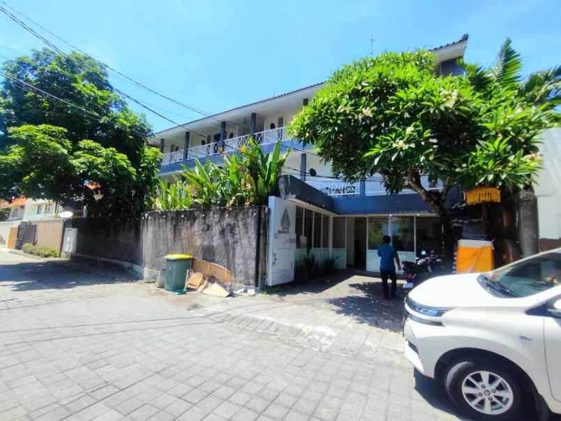 dijual villa the kanjeng petitenget