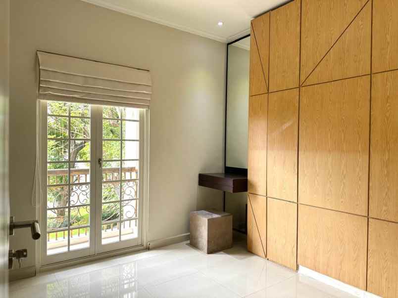disewakan apartemen rivera mansion pakuwon