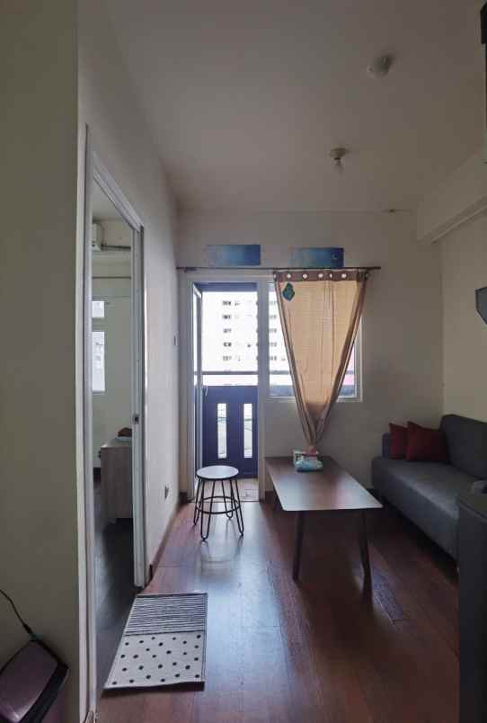 disewakan green pramuka city 2 bedroom full furnished
