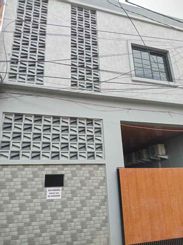 disewakan kost jl mahakam i no 88 bakti