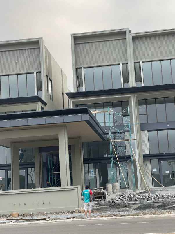 disewakan ruko gudang kantor ruko hampton avenue gading