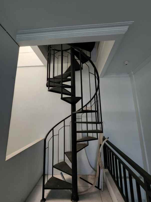 disewakan ruko semut square cocok untuk usaha