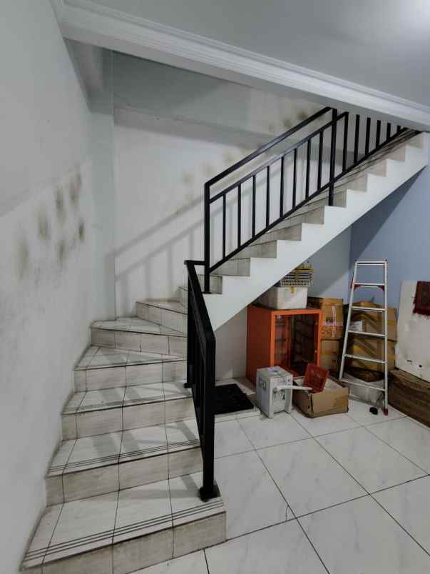 disewakan ruko semut square cocok untuk usaha