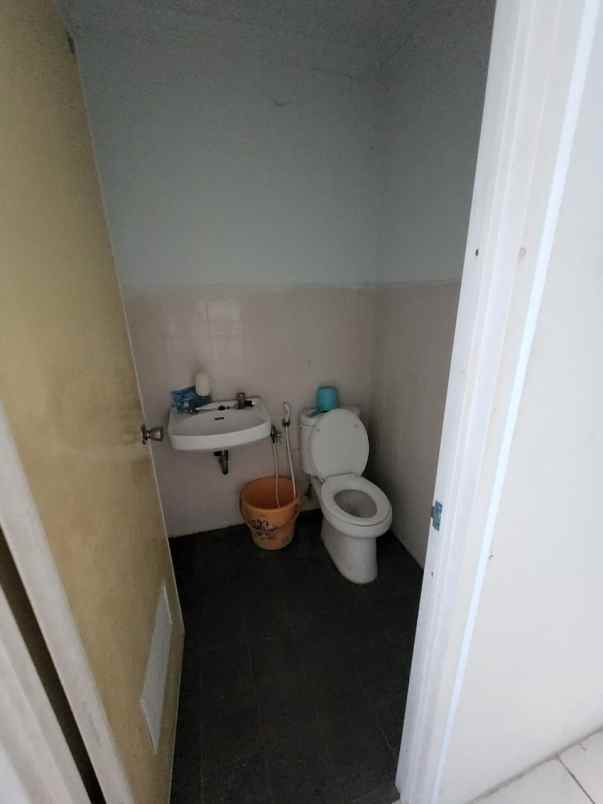 disewakan ruko semut square cocok untuk usaha