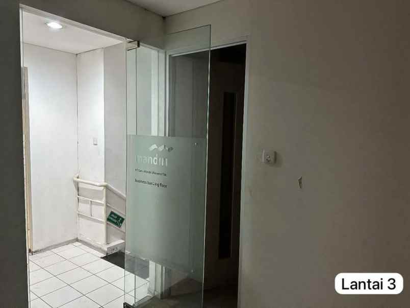 disewakan ruko strategis di mall taman palem jkt barat