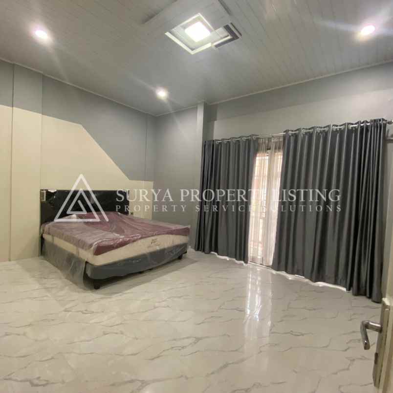 disewakan rumah jalan menteng vii