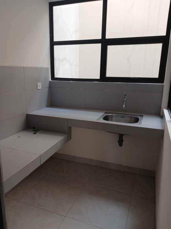 disewakan rumah lavon swan city cluster