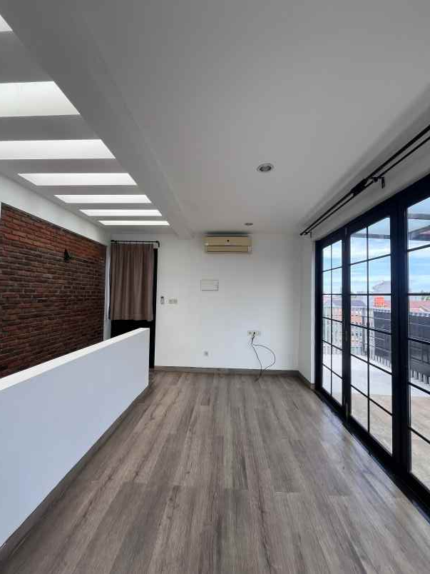 for sale european style townhouse at cipete