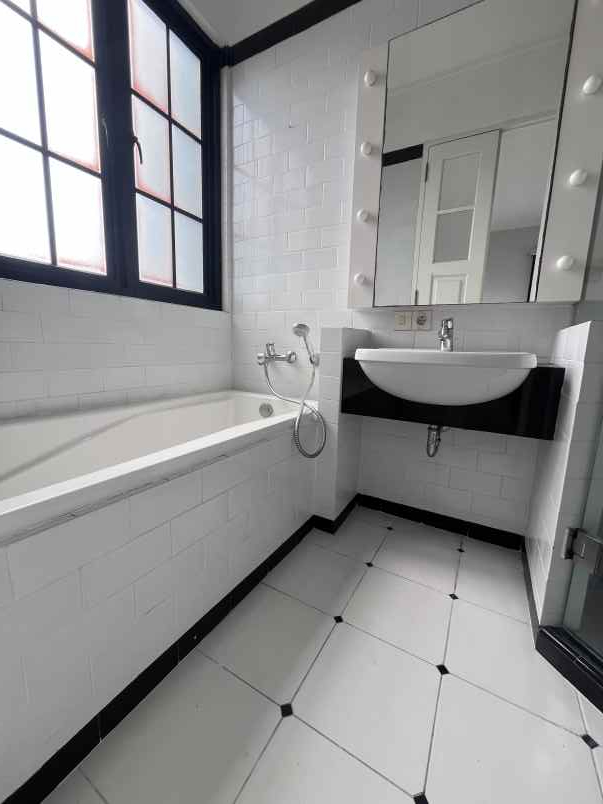 for sale european style townhouse at cipete