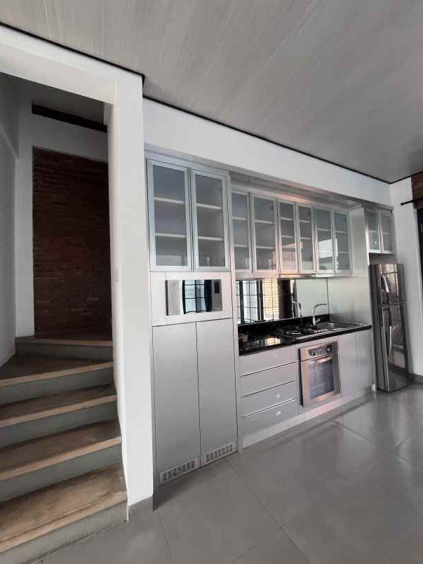 for sale european style townhouse at cipete