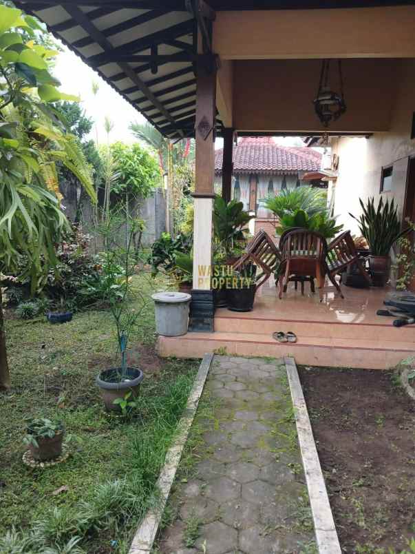 homestay 7 kamar halaman rumah luas di pleret bantul