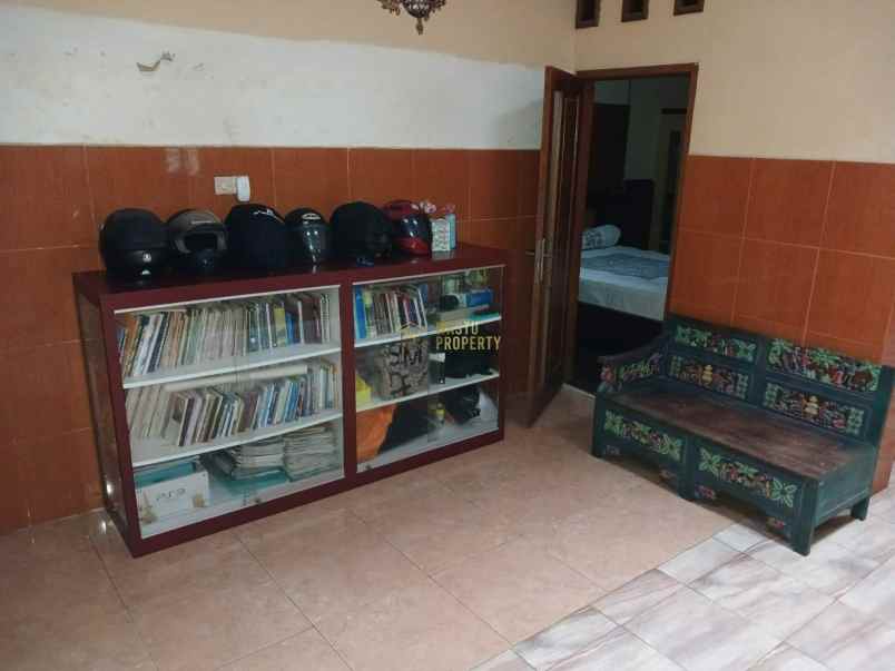 homestay 7 kamar halaman rumah luas di pleret bantul