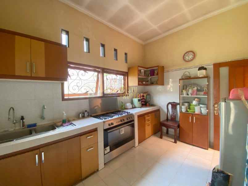 homestay 7 kamar halaman rumah luas di pleret bantul