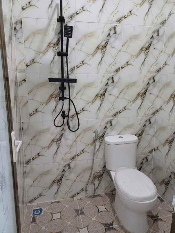 jual rumah di harapan indah bekasi c0640