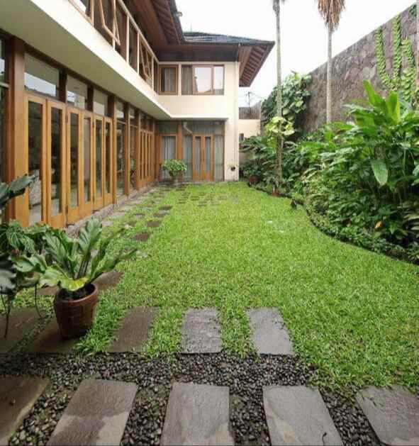 jual rumah di jalan utama dago bandung