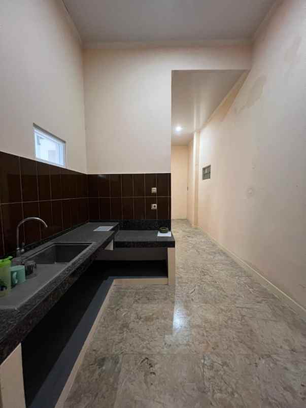 jual rumah di senopati kebayoran baru jakarta selatan