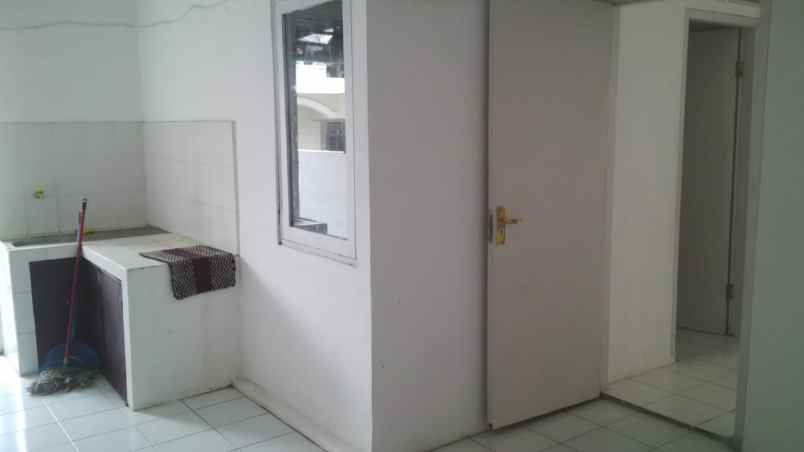 jual rumah hook cluster tampak siring jak sel