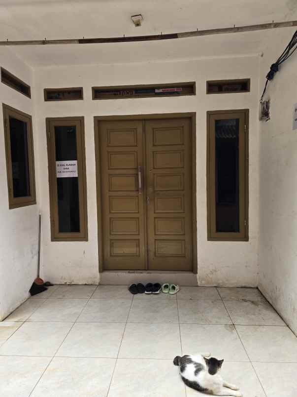 jual rumah lokasi strategis