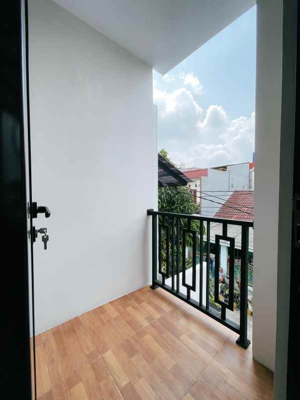 jual rumah pondok ungu sektor 5 bekasi siap huni c1022