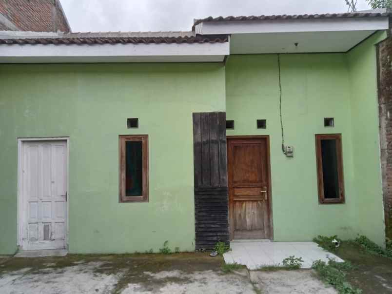 jual rumah second murah di gondangrejo