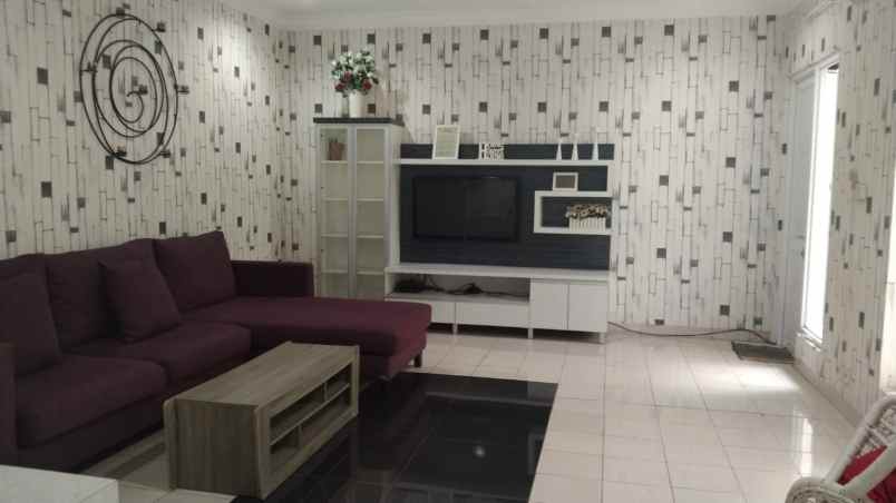 jual rumah siap huni full furnish kota wisata cibubur