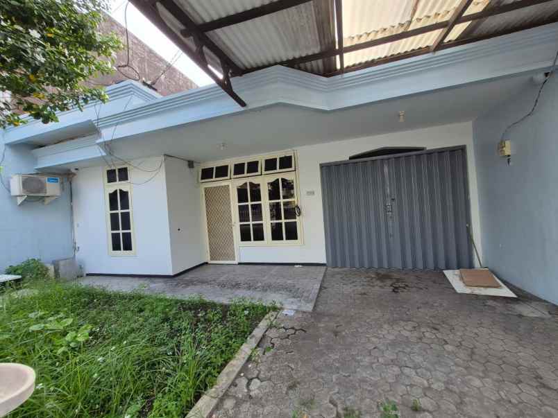 jual sewa rumah simpang darmo permai selatan surabaya