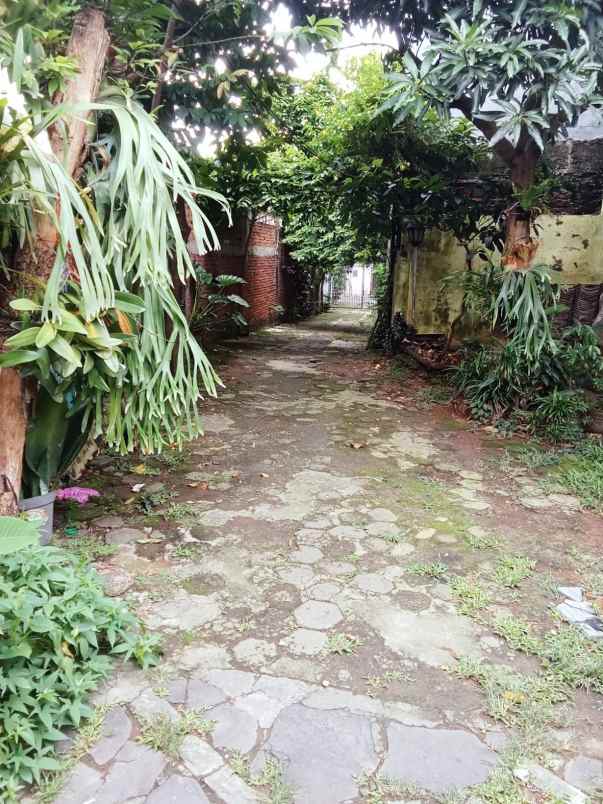 nilai tanah tinggi rumah cilandak barat akses lengkap