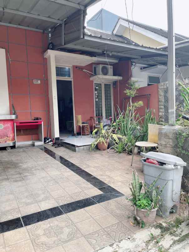 over kredit 180juta rumah maharaja depok sawangan