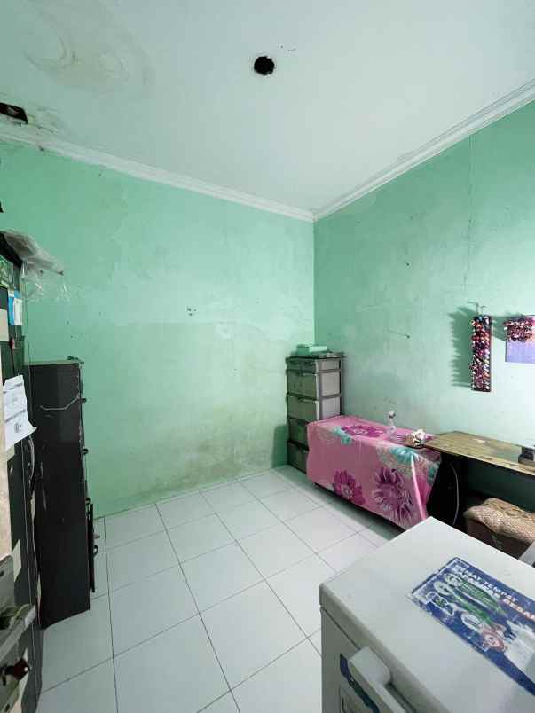 over kredit 180juta rumah maharaja depok sawangan