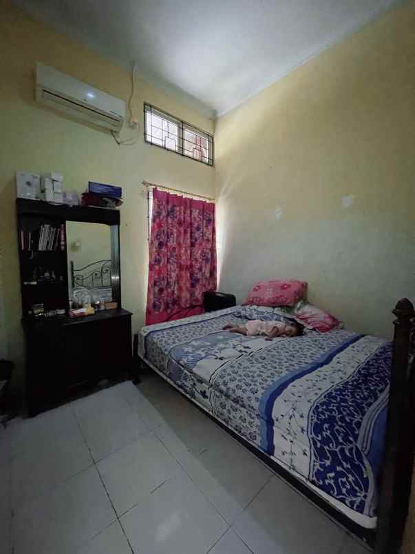 over kredit 180juta rumah maharaja depok sawangan