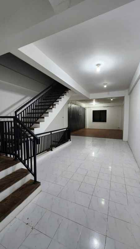 ruko villa bukit mas