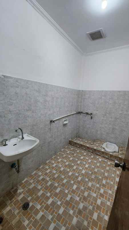 ruko villa bukit mas