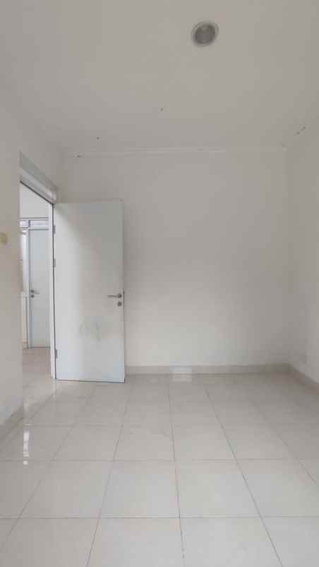 rumah 1 lantai di serpong tangerang