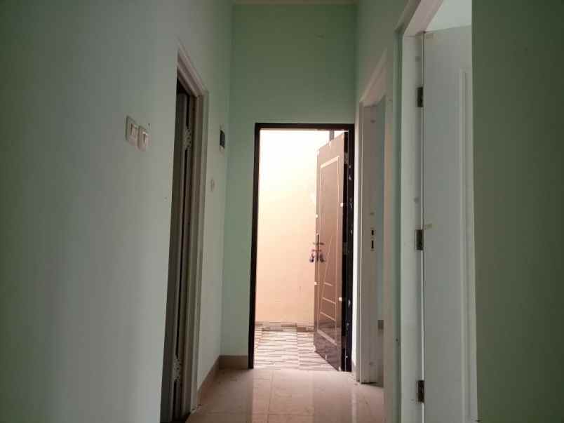 rumah 2 lantai dekat tol cijago dan tol jagorawi