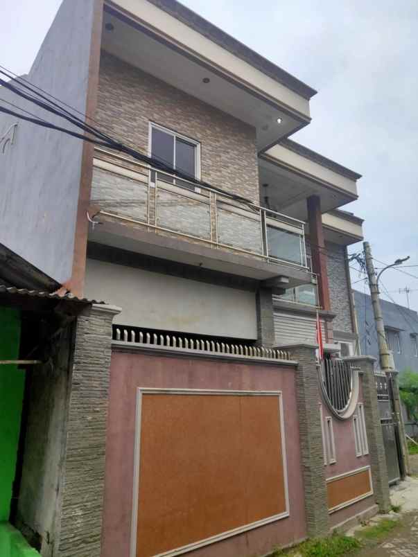 rumah 2 lantai di belendung benda tangerang