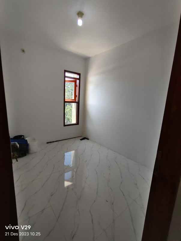 rumah 2 lantai harga promo banyak free nya