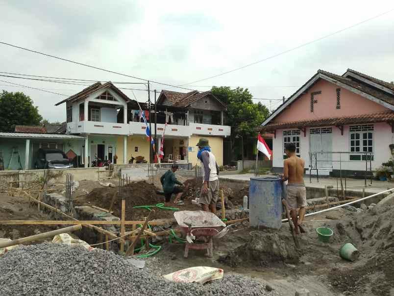 rumah 2 lantai purwomartani 935 juta all in