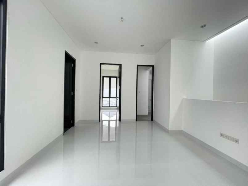 rumah 2 lantai townhouse duren sawit jakarta timur