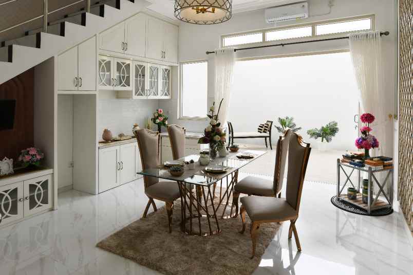 rumah 2 lantai yang megah di pekanbaru