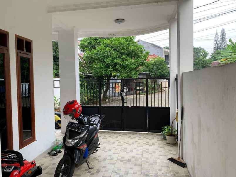 rumah 2 lt dekat tol borr villa bogor indah