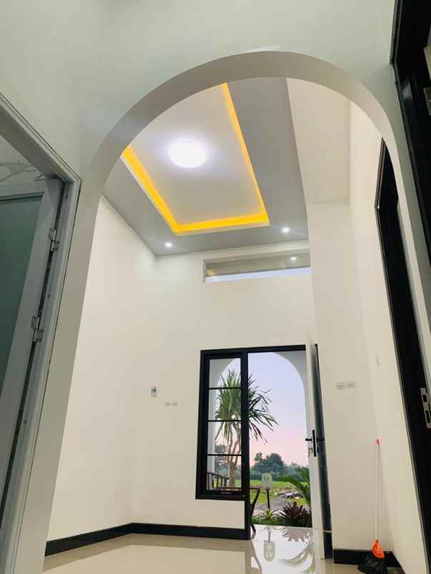 rumah aesthetic dan elegan mojosari