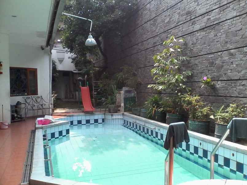 rumah bagus jl rajamantri bandung